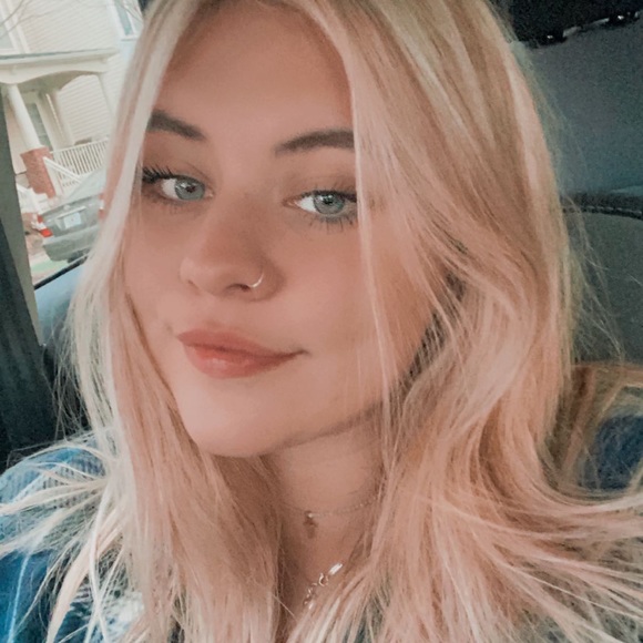 Meet your Posher, Colby - Picture 1 of 1